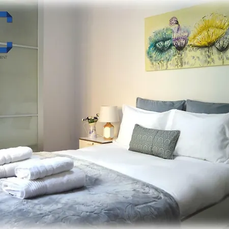 Apartment Riverside By Jc *